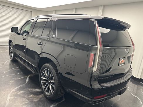Used 2021 Cadillac Escalade Sport w/ LPO, Illumination Package image 4