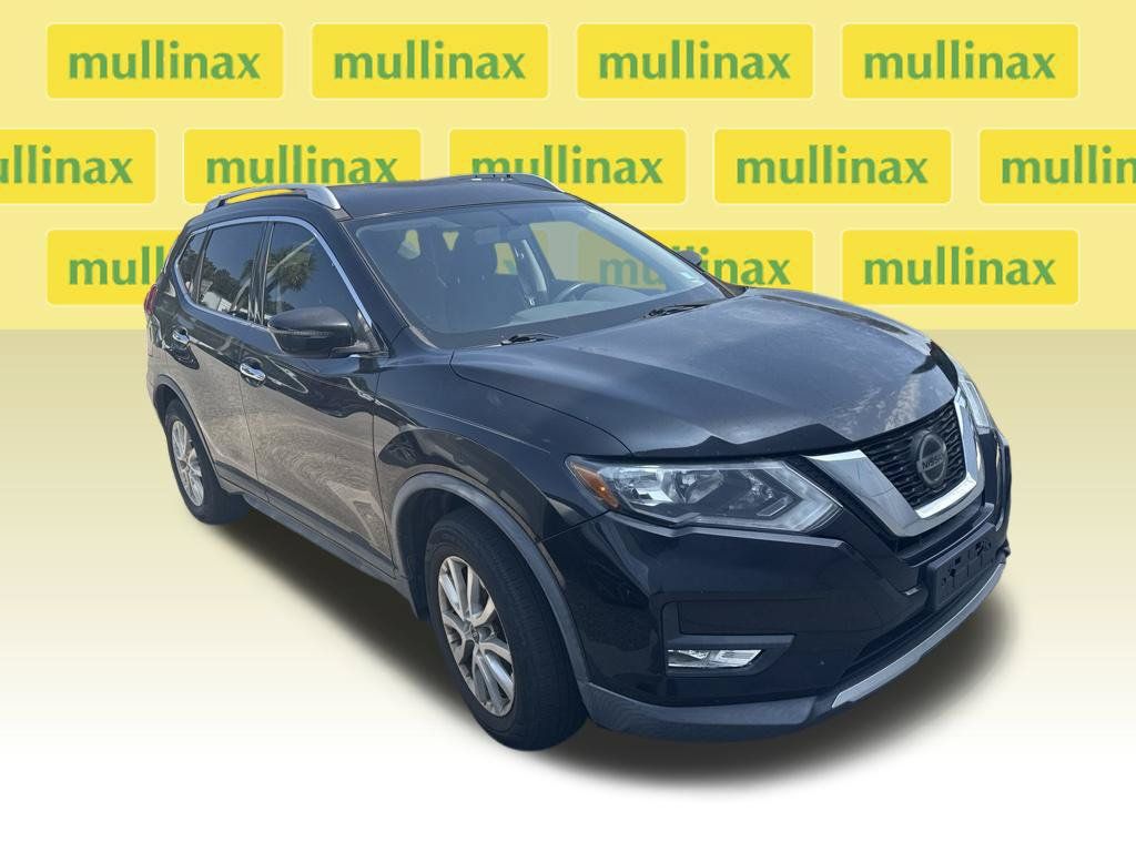 Used 2018 Nissan Rogue SV FWD image 1