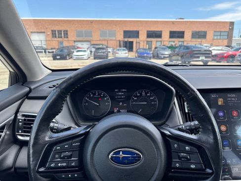 Used 2024 Subaru Outback Onyx Edition AWD/4WD image 36
