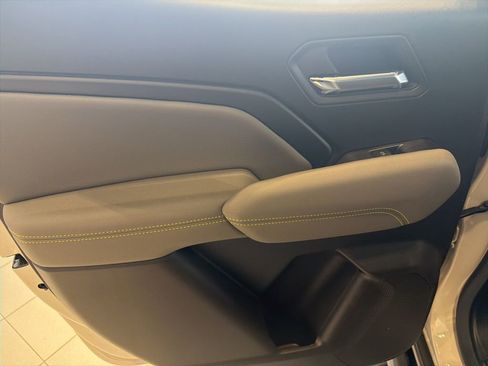 New 2026 Chevrolet Colorado ZR2 w/ Technology Package image 36