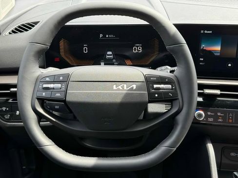 New 2026 Kia Sportage EX w/ EX Panorama Roof Package FWD image 11