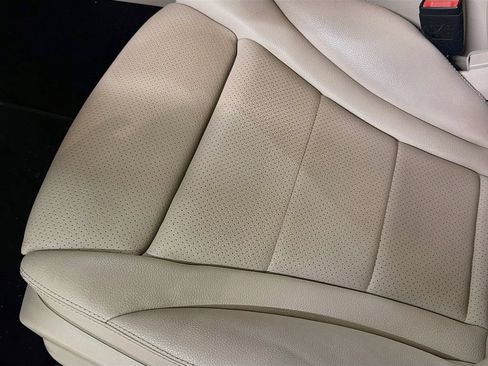 Certified 2022 Mercedes-Benz GLC 300 image 19