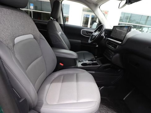 Used 2025 Ford Bronco Sport Badlands AWD/4WD image 12