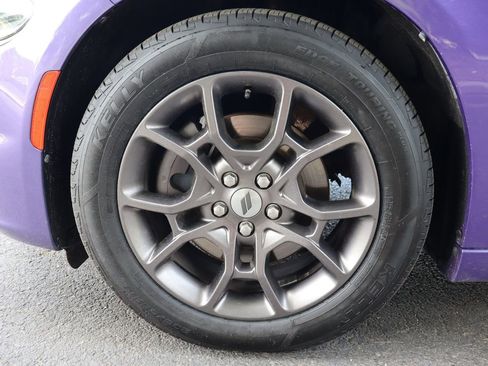 Used 2018 Dodge Charger GT AWD/4WD image 40