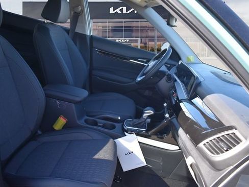 New 2026 Kia Seltos S image 13