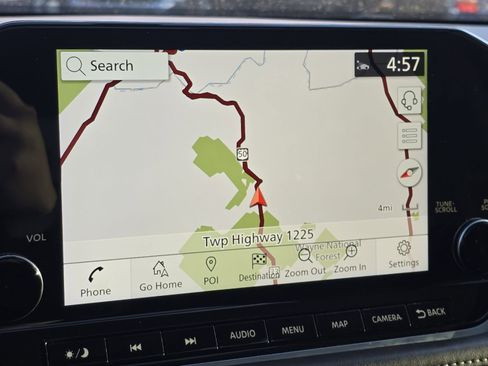 Used 2023 Nissan Rogue SL w/ SL Premium Package image 5