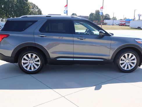 Used 2022 Ford Explorer Limited w/ Hybrid Equipment Group 310A image 5