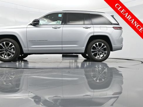 Used 2023 Jeep Grand Cherokee Overland image 46