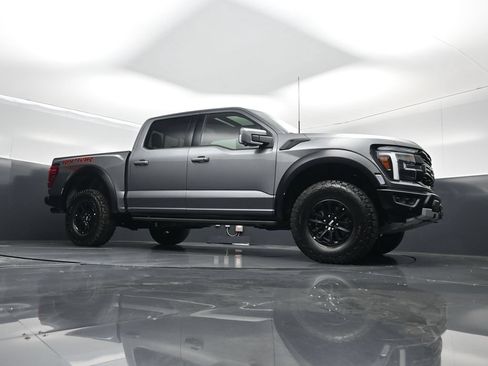 Certified 2025 Ford F150 Raptor AWD/4WD image 4