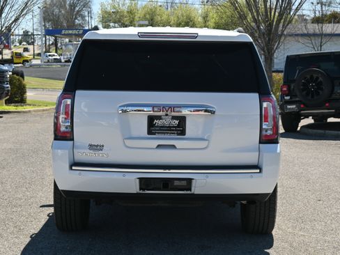 Used 2019 GMC Yukon Denali w/ Denali Ultimate Package image 15