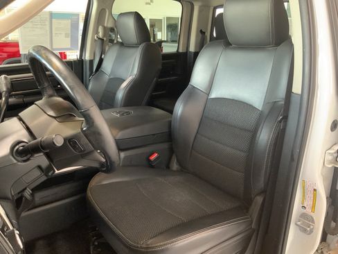Used 2018 RAM 3500 Big Horn w/ Sport Appearance Group AWD/4WD image 5