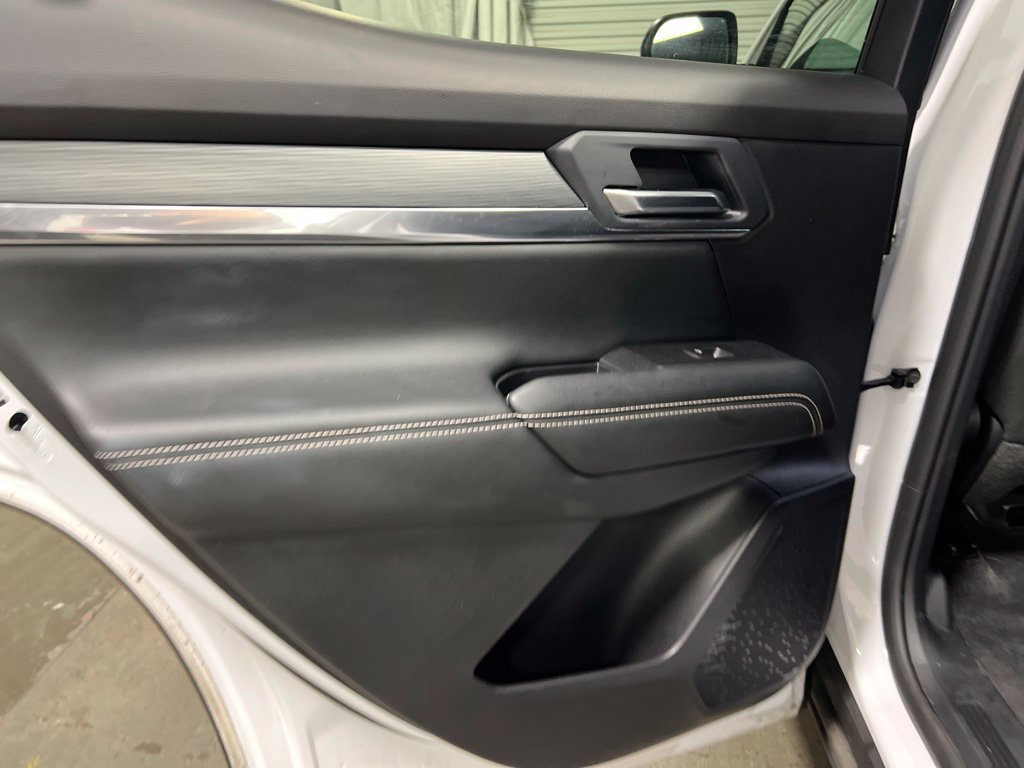 Used 2026 GMC Terrain Elevation FWD image 19