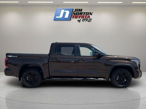 Used 2025 Toyota Tundra Limited w/ TRD Off-Road Package AWD/4WD image 4