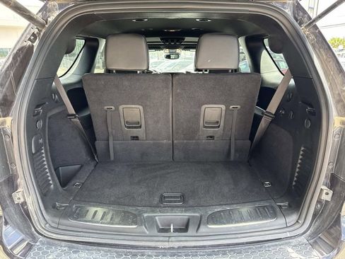 Used 2025 Dodge Durango GT AWD/4WD image 9