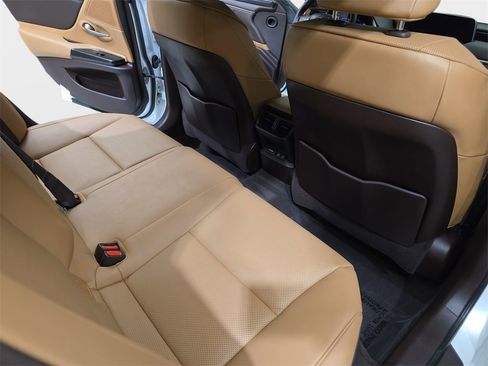 Used 2019 Lexus ES 350 image 13