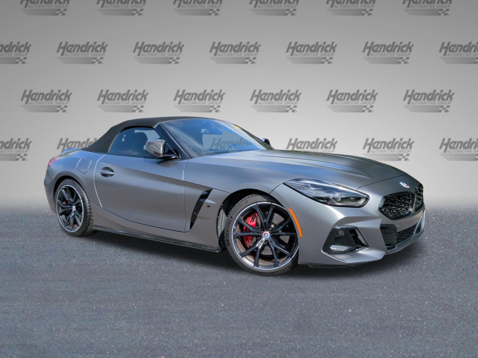 Used 2023 BMW Z4 M40i w/ Premium Package RWD image 2