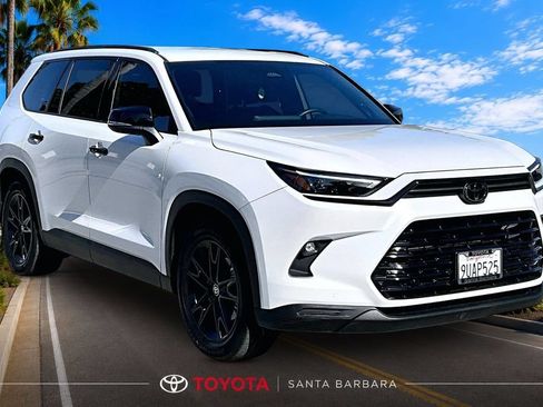 Used 2025 Toyota Grand Highlander AWD Hybrid image 1