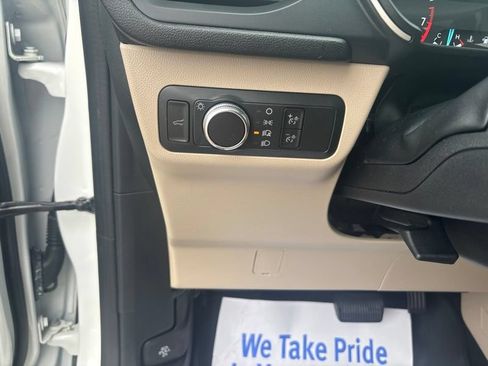 Used 2022 Ford Escape SE w/ Convenience Package FWD image 29