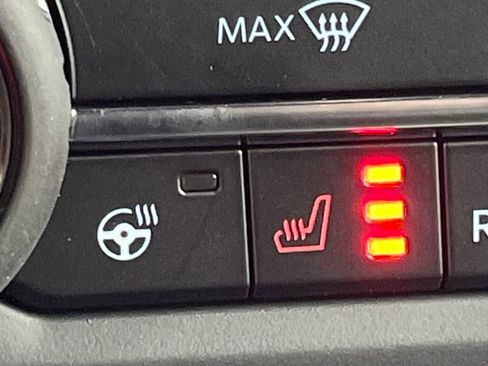 New 2025 Ford Bronco Badlands image 14