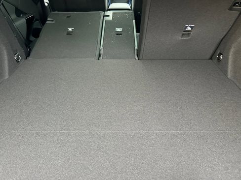 New 2026 BMW X3 xDrive30 w/ Premium Package image 12