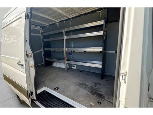 Used 2017 Mercedes-Benz Sprinter 2500 image 17