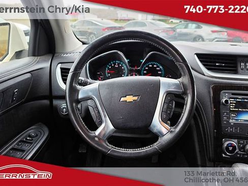 Used 2015 Chevrolet Traverse LT image 9