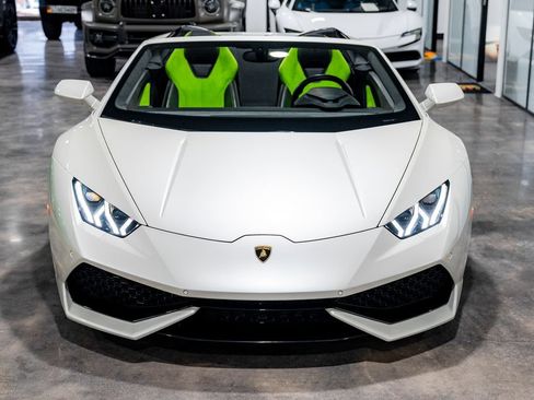 Used 2016 Lamborghini Huracan LP 610-4 AWD/4WD image 8