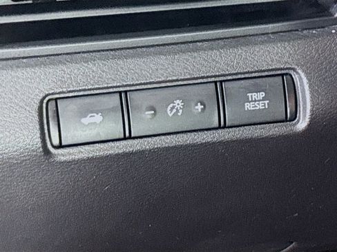 Used 2023 Nissan Altima 2.5 SV FWD image 10