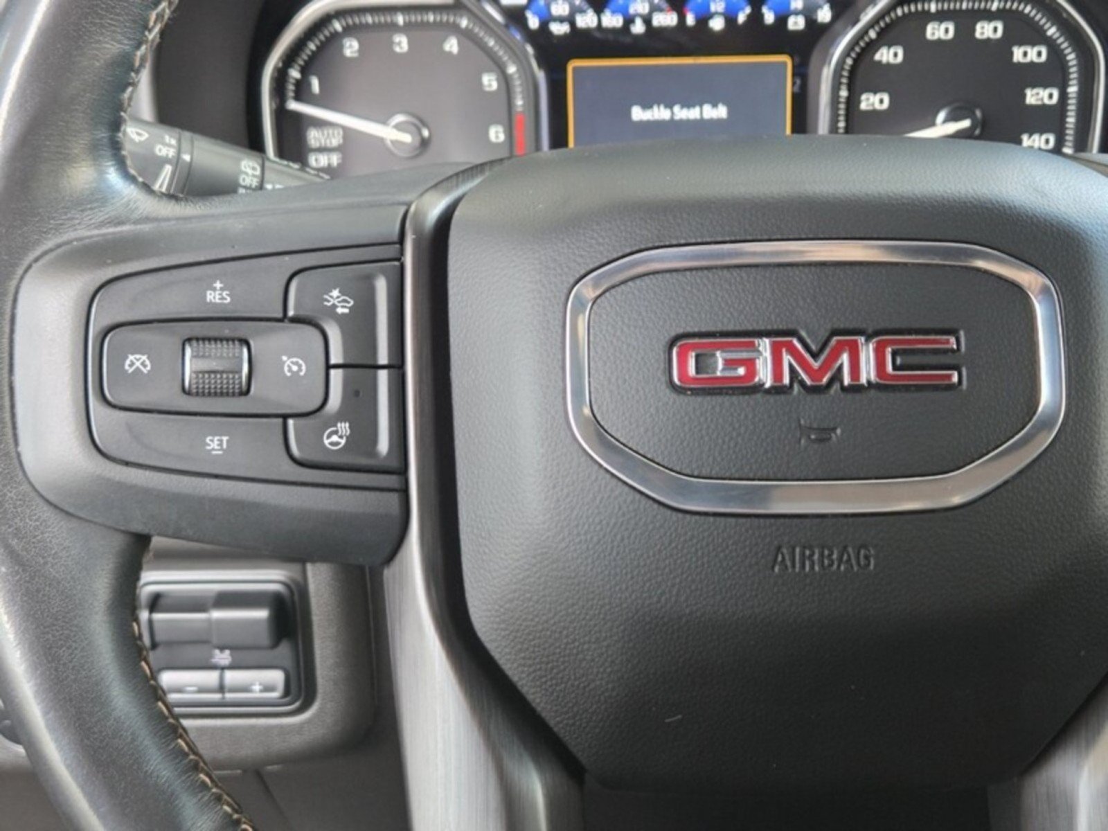 Used 2021 GMC Yukon AT4 w/ AT4 Premium Plus Package AWD/4WD image 29