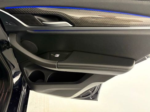 Used 2023 BMW X4 M40i w/ Premium Package image 38