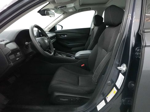 Used 2023 Honda Accord EX image 12