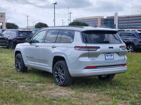 New 2026 Jeep Grand Cherokee L Limited AWD/4WD image 3