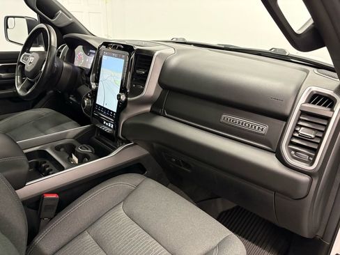 Used 2022 RAM 1500 Big Horn image 32