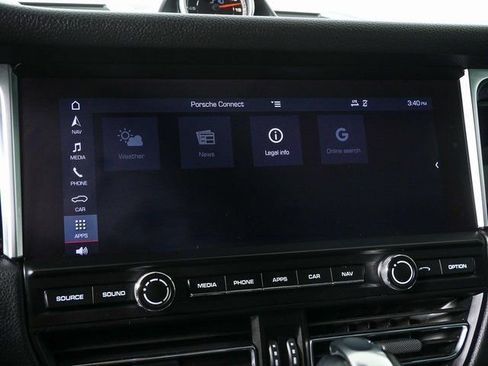 Certified 2019 Porsche Macan image 16