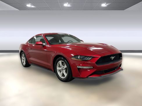 Used 2023 Ford Mustang EcoBoost image 7