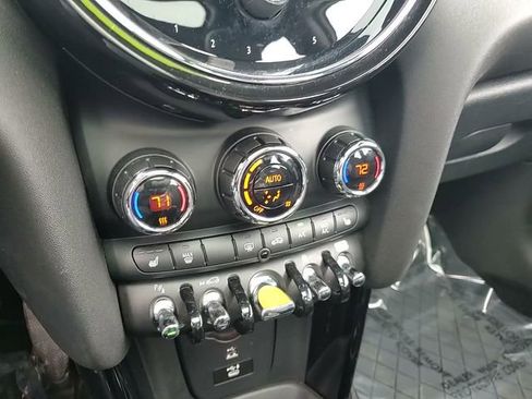 Used 2022 MINI Cooper SE image 22