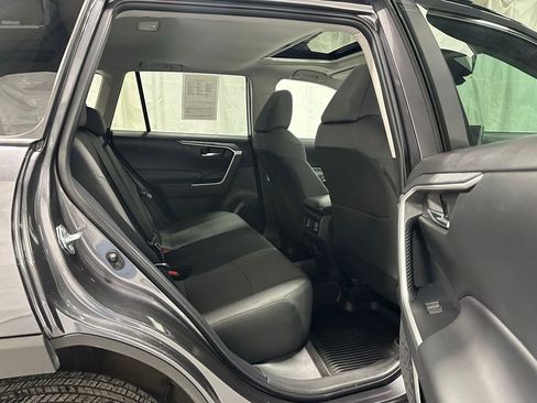 Used 2025 Toyota RAV4 XLE w/ Convenience Package image 48