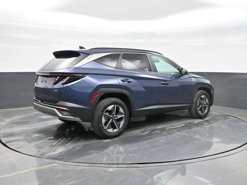 Certified 2025 Hyundai Tucson SEL image 8