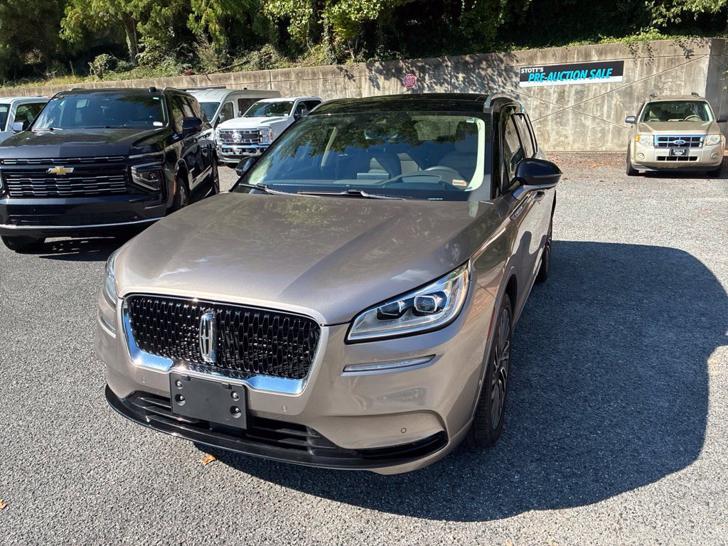 Used 2021 Lincoln Corsair Reserve w/ Equipment Group 201A AWD/4WD image 4