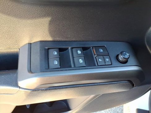 Used 2019 Toyota Tacoma TRD Off-Road image 25