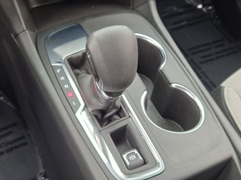 Certified 2022 Chevrolet Equinox LS w/ LS Convenience Package FWD image 28