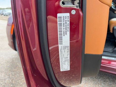 Used 2022 Chrysler Pacifica Pinnacle image 31