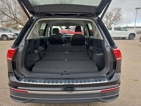 Used 2024 Volkswagen Tiguan Wolfsburg Edition image 20