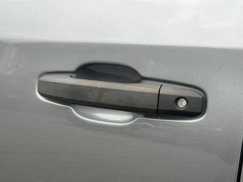 Used 2022 Chevrolet Silverado 1500 Custom w/ LPO, Blackout Package image 31