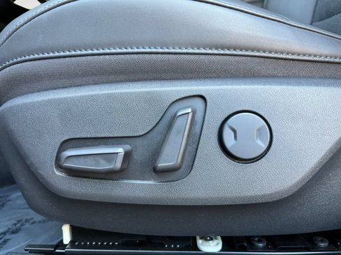 Used 2023 Kia Niro Wind w/ Wind Preserve Package FWD image 16