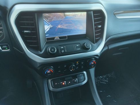 Used 2021 GMC Acadia SLE w/ Driver Convenience Package image 17