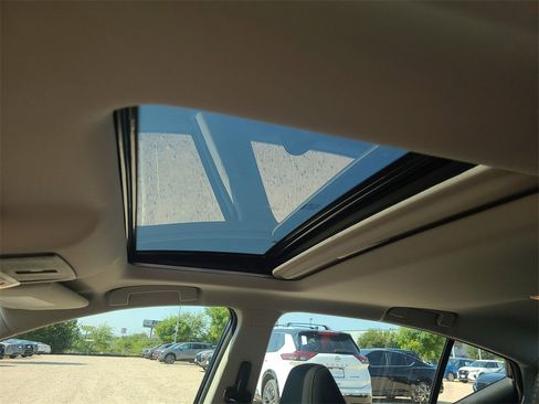 New 2025 Nissan Altima 2.5 SV w/ SV Premium Package image 15