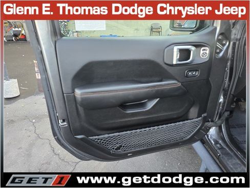Certified 2022 Jeep Gladiator Mojave w/ LED Lighting Group image 27