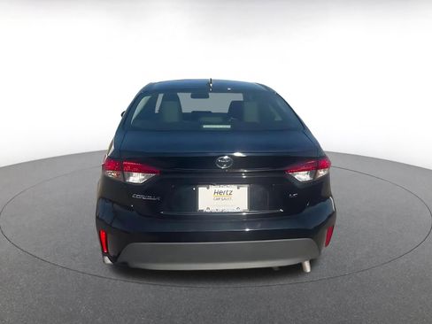 Used 2025 Toyota Corolla LE FWD image 12