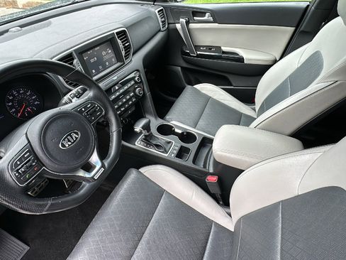 Used 2019 Kia Sportage EX w/ EX Sport Appearance Package AWD/4WD image 21